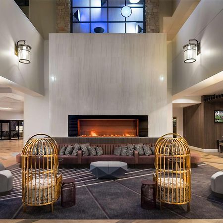 Отель Hilton Lexington Downtown Экстерьер фото