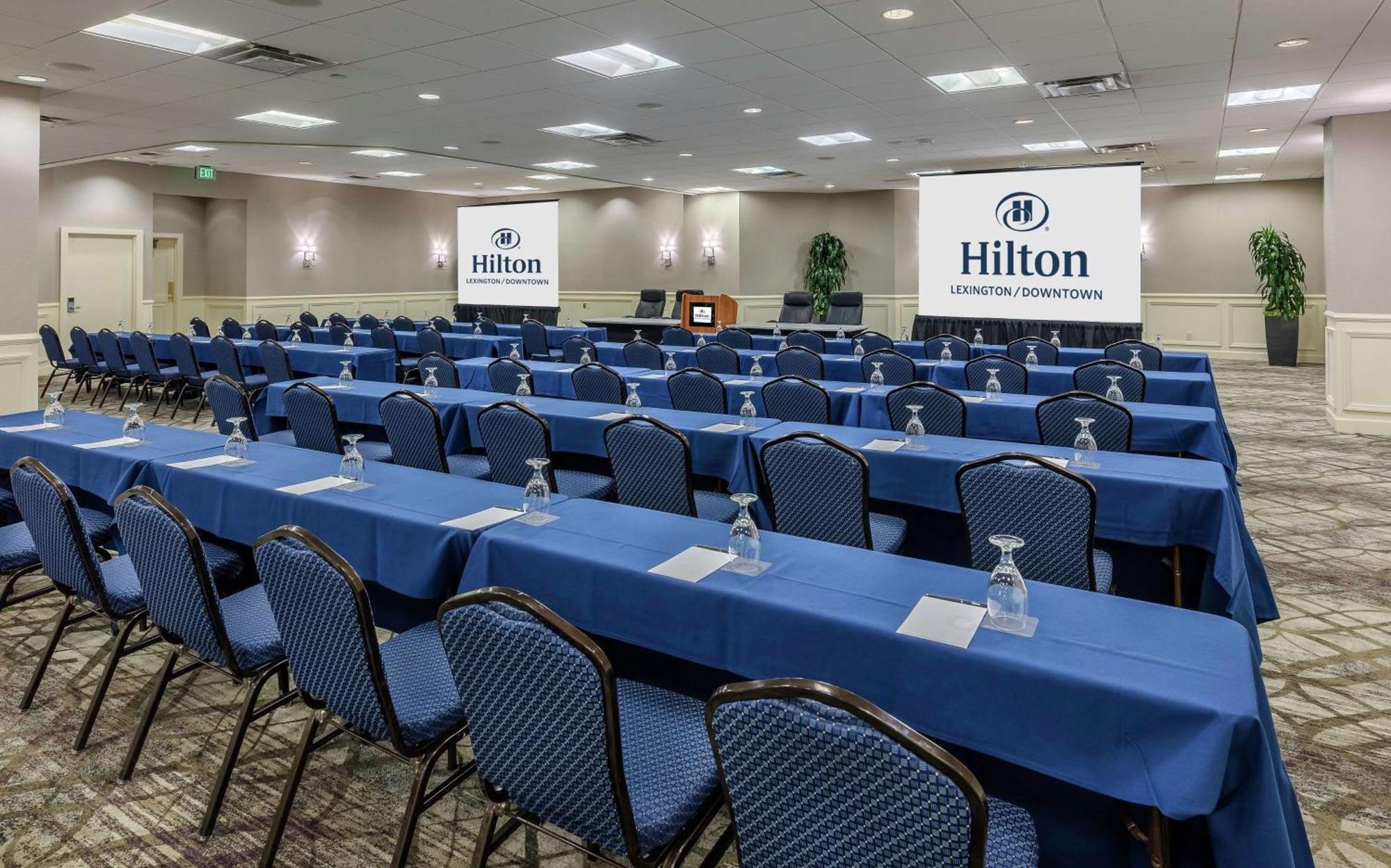 Отель Hilton Lexington Downtown Экстерьер фото