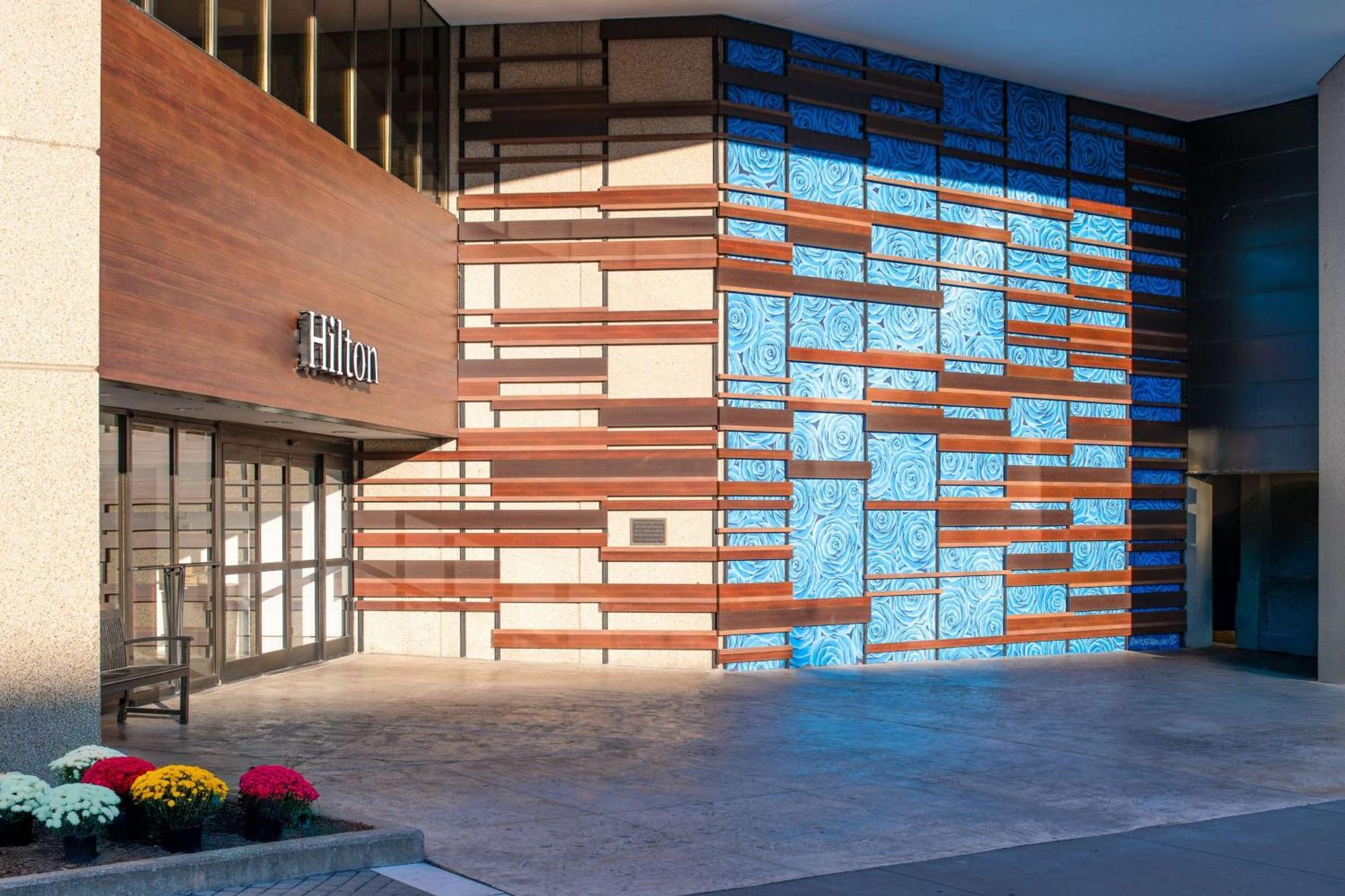 Отель Hilton Lexington Downtown Экстерьер фото